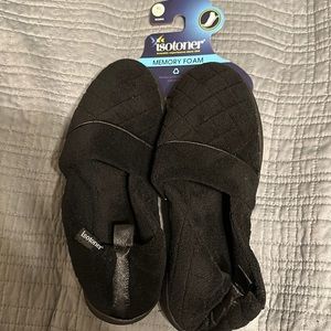Ladies Isotoner black XL 9.5-10 soft memory foam slip on slippers heel pull tab